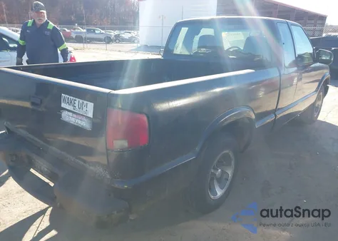 2001 Chevrolet S-10 Ls из США, поврежденный, VIN 1GCCS195518247416